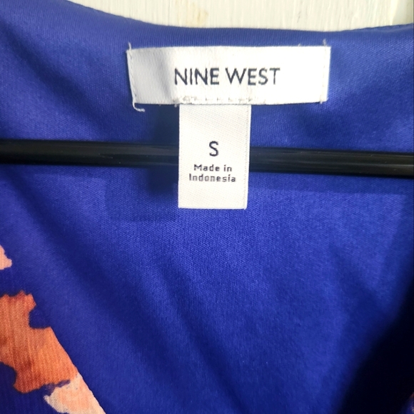 Adorable Blouse - Picture 3 of 6